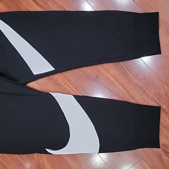 NWT Men's size XXL Nike Tech sweatpants - Picture 5 of 13